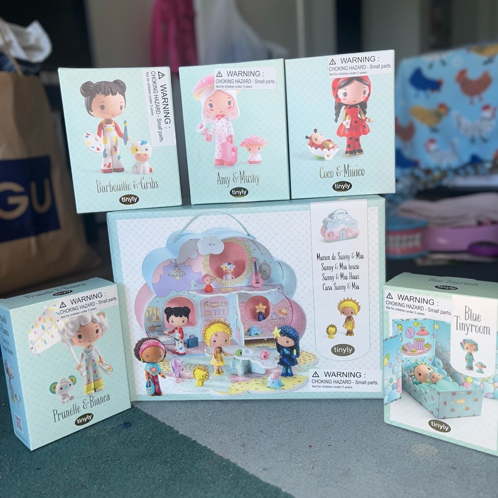 Djeco Tinyly Sunny & Mia Playset / friends - Pastel Blue Kids Toy Set